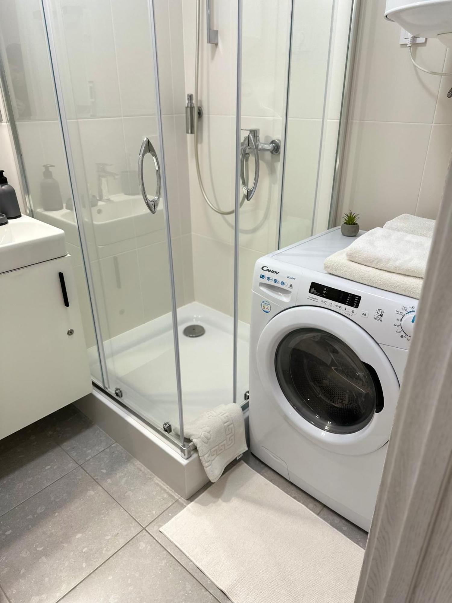 Apartmán Cube House Kyjev Exteriér fotografie